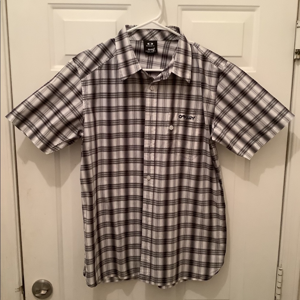Oakley Button Down Shirt Size Medium - image 1